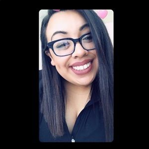 Meet your Posher, Vanessa